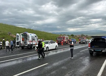 Elazığ’da feci kaza: 1 ölü, 3 yaralı