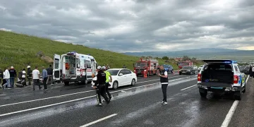 Elazığ’da feci kaza: 1 ölü, 3 yaralı