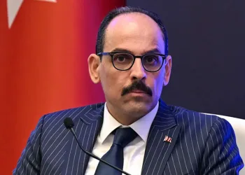 Ekrem İmamoğlu Sinyali Verdi: Yeni Parti Geliyor!