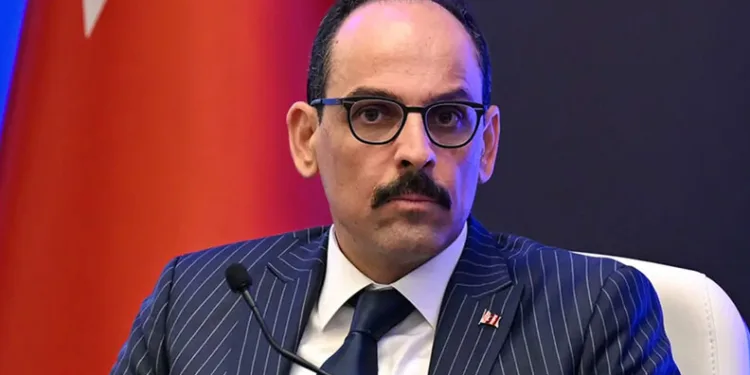 Ekrem İmamoğlu Sinyali Verdi: Yeni Parti Geliyor!