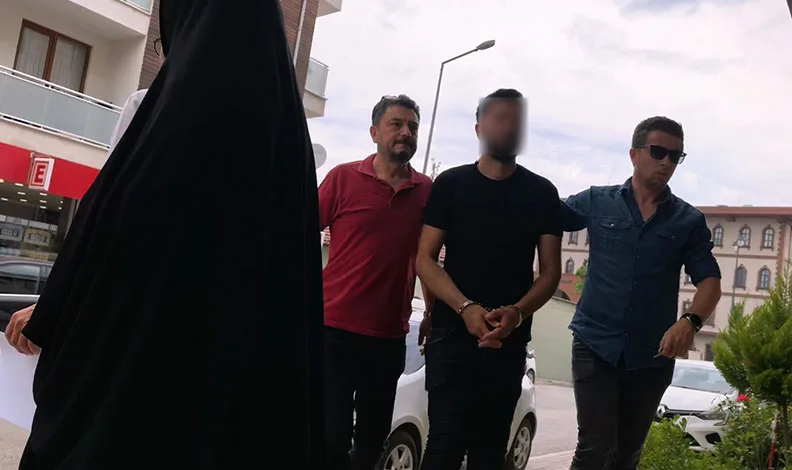 Bursa’da kayınbiraderi tarafından bıçaklanan kişi ağır yaralandı