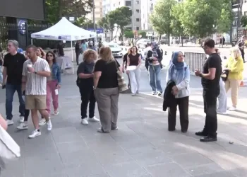 2,5 milyon öğrenci ter döküyor! YKS’nin ilk oturumu başladı