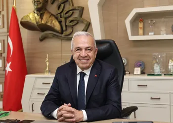Fethin 700. yılında mehter sesleri Saltanat Kapı’dan yükseldi