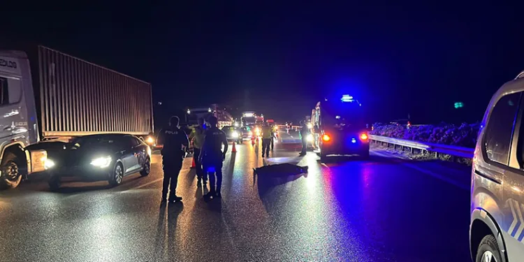 CHP Bursa İl Binasında Kriz! Görev Değişikliği Kararı Sonrası Barikat Kuruldu