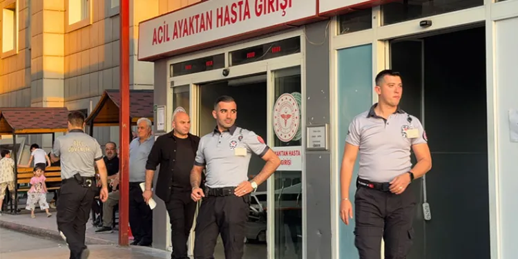 Bursa’da iş yerine gelen şüpheli, tartıştığı kişiyi ayağından vurdu