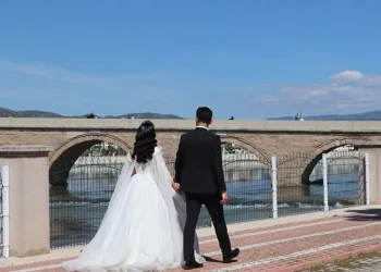 Cimrilik hem boşanma hem de tazminat sebebi