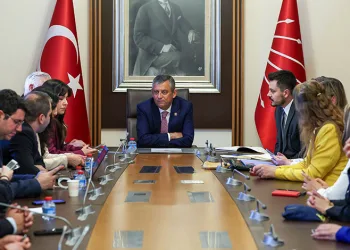 Özgür Özel’den “yeni parti” iddialarına cevap