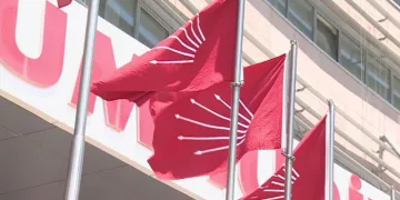 CHP Yüksek Disiplin Kurulu’ndan İhraç İptal Kararı