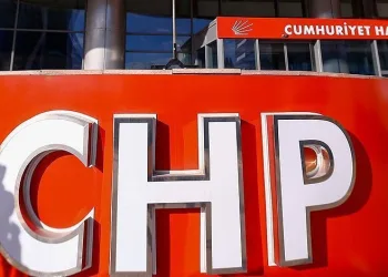CHP’den İstifa Geldi