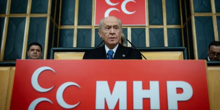 Bahçeli’den Özgür Özel’e “Ateşe Körükle Gitme” Çağrısı