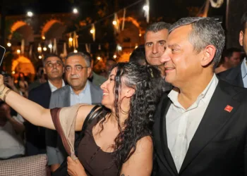 Adliyedeki rüşvet pazarlığını savcı duydu! 100 bin liralık vurgun girişimi ortaya çıktı