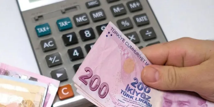 5 TL’lik eksik ödeme yüzünden minibüs karıştı