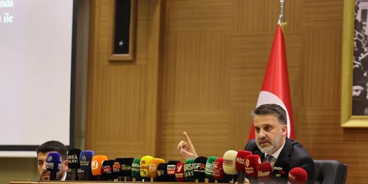 Facianın eşiğinden döndü: Burnu bile kanamadan kurtuldu