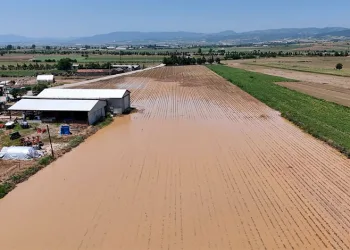 Bursa Yenişehir’de sel ve dolu felaketi