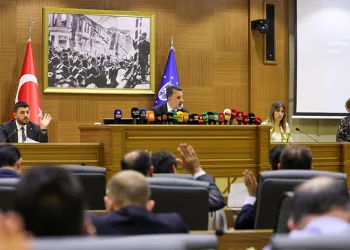 Facianın eşiğinden döndü: Burnu bile kanamadan kurtuldu