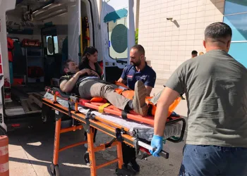 Ormanda keşif çalışması yapan işçi uçuruma yuvarlandı