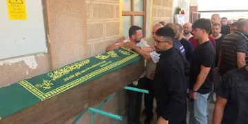 5 TL’lik eksik ödeme yüzünden minibüs karıştı
