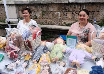 25 ülkeden öğrenciler aynı safta: Mehterle kültür köprüsü kurdular