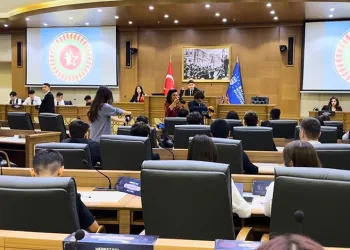 Bursa’da ev almak için biriktirdiği 1 kilo altın çöpe atıldı, ilçe seferber oldu