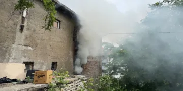 Isparta’da kaçak elektronik sigara kartuşu operasyonu: Bin 970 paket ele geçirildi