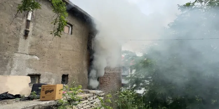 Isparta’da kaçak elektronik sigara kartuşu operasyonu: Bin 970 paket ele geçirildi
