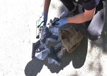 Isparta’da kaçak elektronik sigara kartuşu operasyonu: Bin 970 paket ele geçirildi