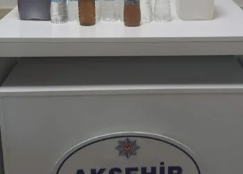 Isparta’da kaçak elektronik sigara kartuşu operasyonu: Bin 970 paket ele geçirildi