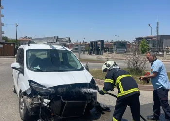Isparta’da kaçak elektronik sigara kartuşu operasyonu: Bin 970 paket ele geçirildi