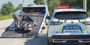 İzmir merkezli 12 ilde FETÖ operasyonu: 80 şüpheli yakalandı