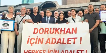 İzmir merkezli 12 ilde FETÖ operasyonu: 80 şüpheli yakalandı