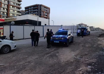Sakarya’da savcı ile minibüs şoförünün trafikteki kavgası kamerada