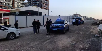 Sakarya’da savcı ile minibüs şoförünün trafikteki kavgası kamerada