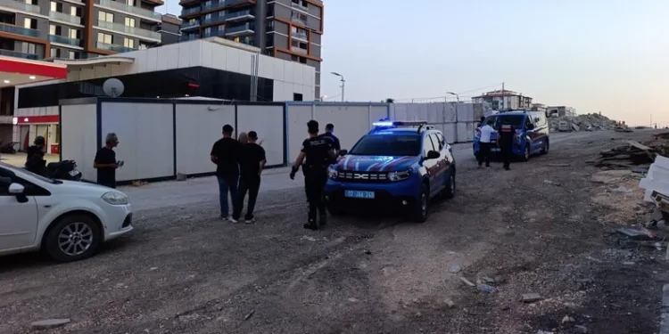 Sakarya’da savcı ile minibüs şoförünün trafikteki kavgası kamerada