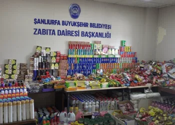 Sakarya’da savcı ile minibüs şoförünün trafikteki kavgası kamerada