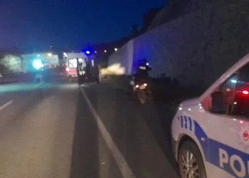 Otomobilin çarptığı 6 yaşındaki çocuk hayatını kaybetti, ailenin feryatları yürek dağladı