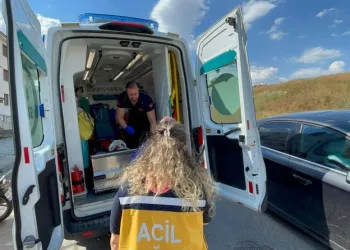 Beylikdüzü’nde taksinin bagajındaki valizde 23 kilogram kokain bulundu: 4 gözaltı