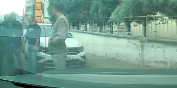 Beylikdüzü’nde taksinin bagajındaki valizde 23 kilogram kokain bulundu: 4 gözaltı