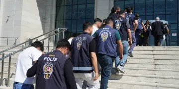 Siber suçlarla mücadele kapsamında düzenlenen operasyonlarda 193 şüpheli yakalandı