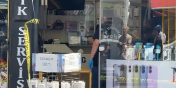 Bolu’da kazadan kıl payı kurtuldular: O anlar kamerada
