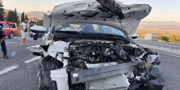 Bolu’da kazadan kıl payı kurtuldular: O anlar kamerada