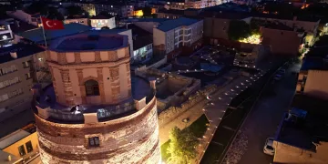 Makedonya Eski Saat Kulesi yeniden ayağa kaldırıldı
