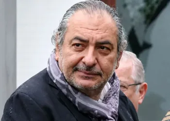 Gazeteci ve haber spikeri Reha Muhtar hayatını kaybetti