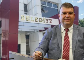 Seferihisar Belediye Başkanı İsmail Yetişkin tutuklandı