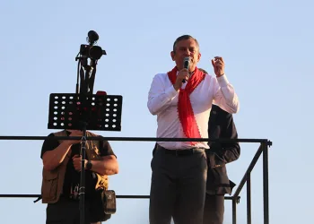 Özel’den ‘butlan’ çıkışı: “İktidar yürüyüşümüzün önünden çekilin”