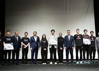Liselerarası Veri Olimpiyatı’nın ödül töreni gerçekleştirildi