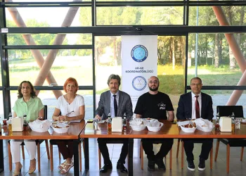 BUÜ’nün başarılı akademisyenleri rektörle buluşmaya devam ediyor