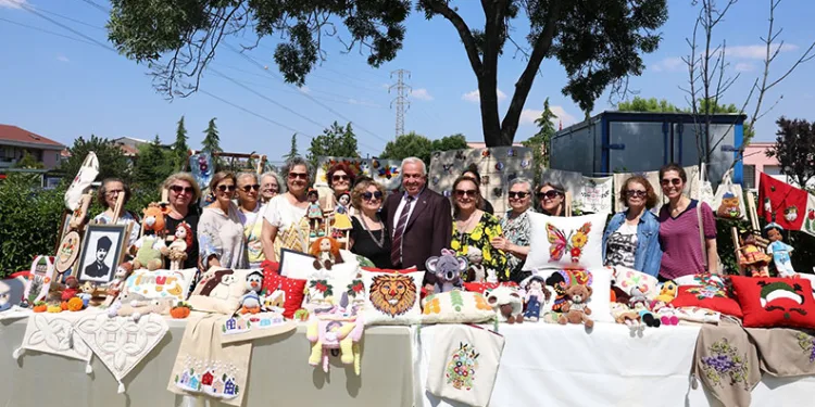 Olgun gençlerden yıl sonu sergisi