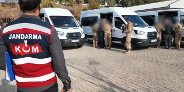 Diyarbakır’da uyuşturucu operasyonu: 18 gözaltı