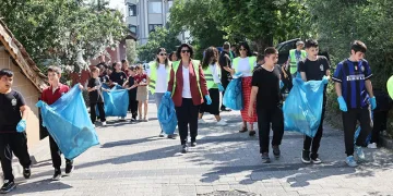 Nilüfer’de çevre etkinlikleri Gölyazı’da “Çevreci Eller” ile başladı