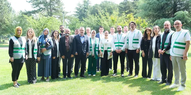 AK Parti Bursa İl Teşkilatları’ndan çevre duyarlılığı